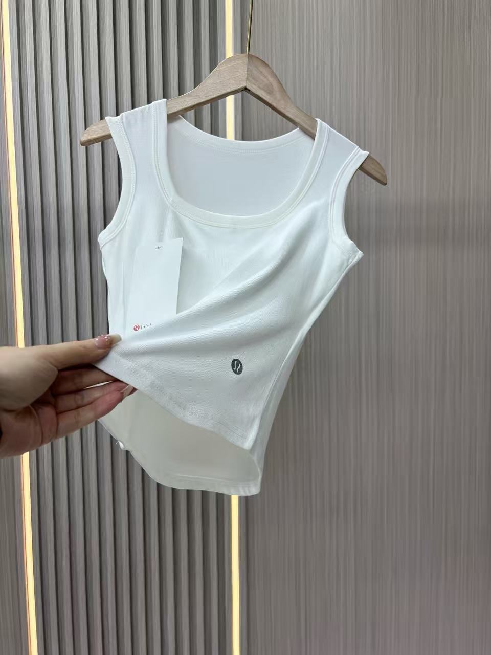 3-pack 2026 New Built-In Bra Sleeveless Tank Top