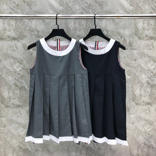 Women's Sleeveless White Trim Pleated Babydoll Dress