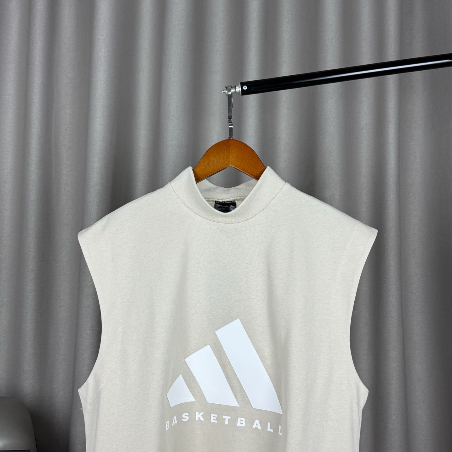 Basketball Series Mock Neck Sleeveless Tank Top