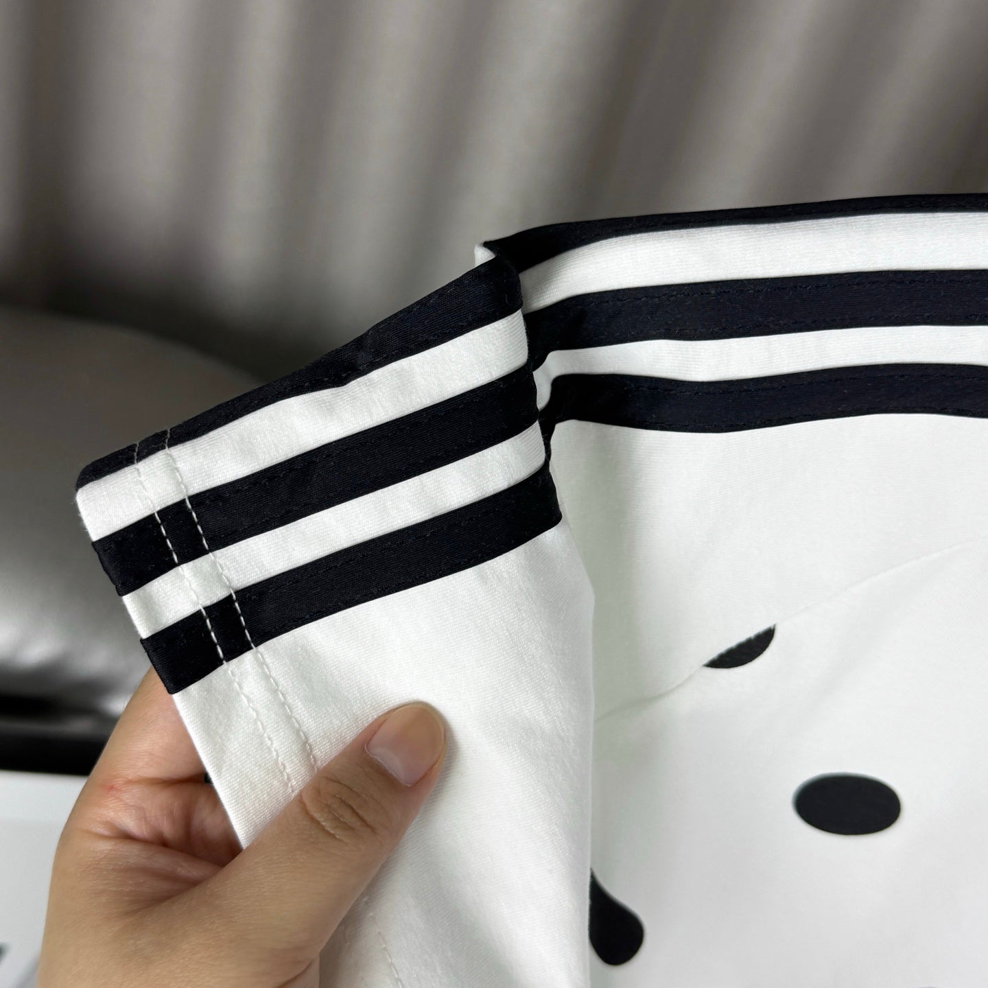 Polka Dot Color-Block Cropped Waist T-Shirt