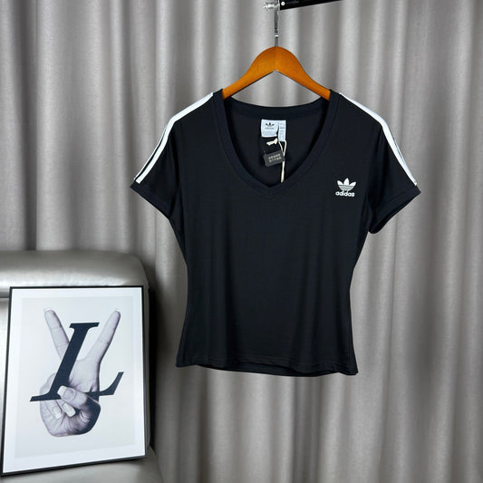 V-Neck Slim Waist Embroidered Letter Short Sleeve T-Shirt
