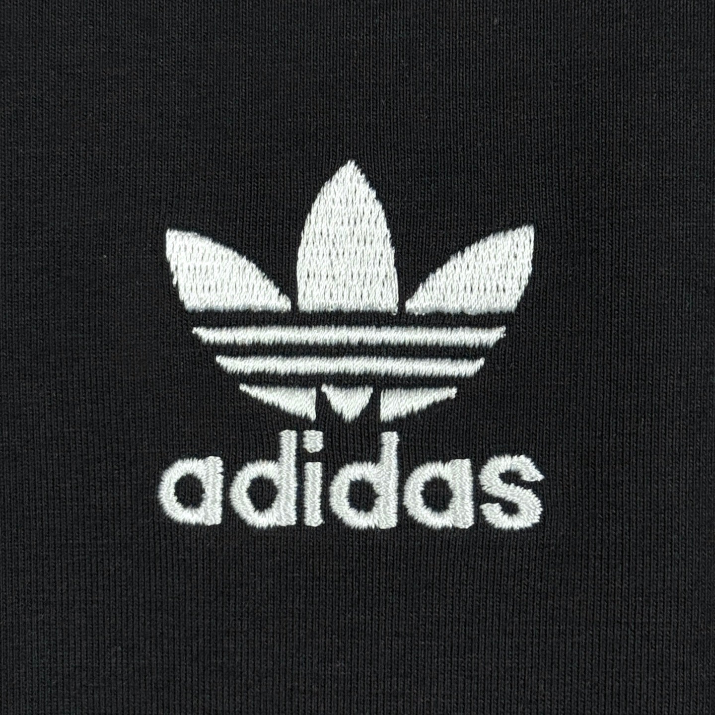 V-Neck Slim Waist Embroidered Letter Short Sleeve T-Shirt