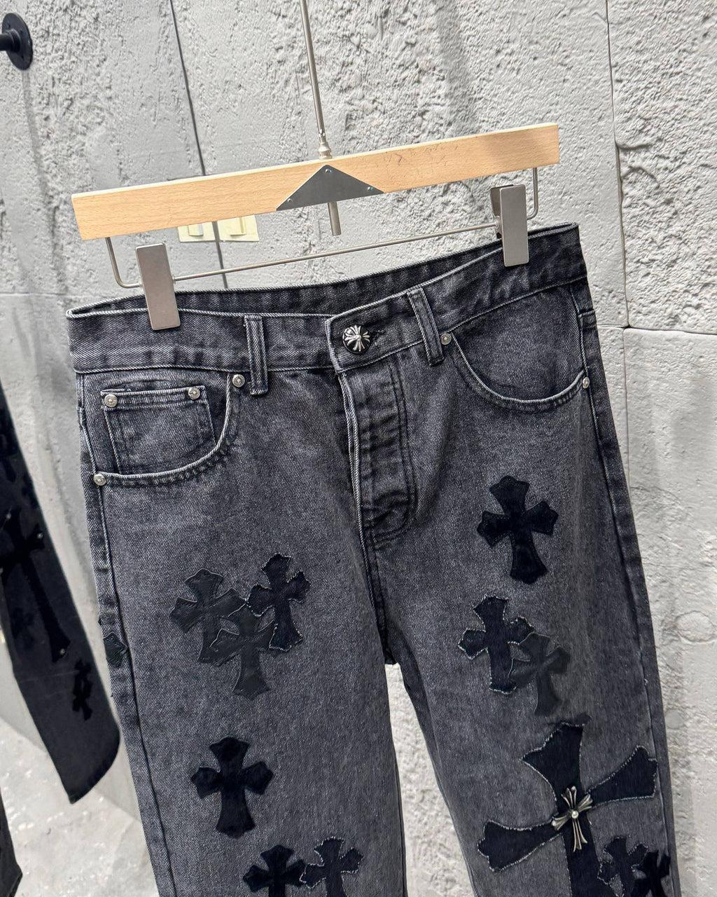 Chrome Hearts Black Metal Leather Patch Cross Denim Jeans KH24