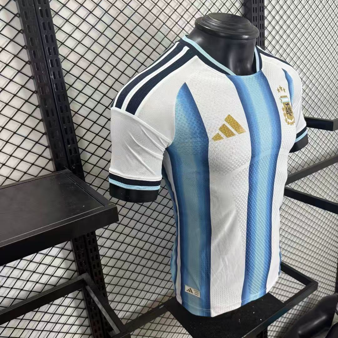 Argentina 2026 Men’s Home Soccer Jersey – White & Sky Blue Football Shirt