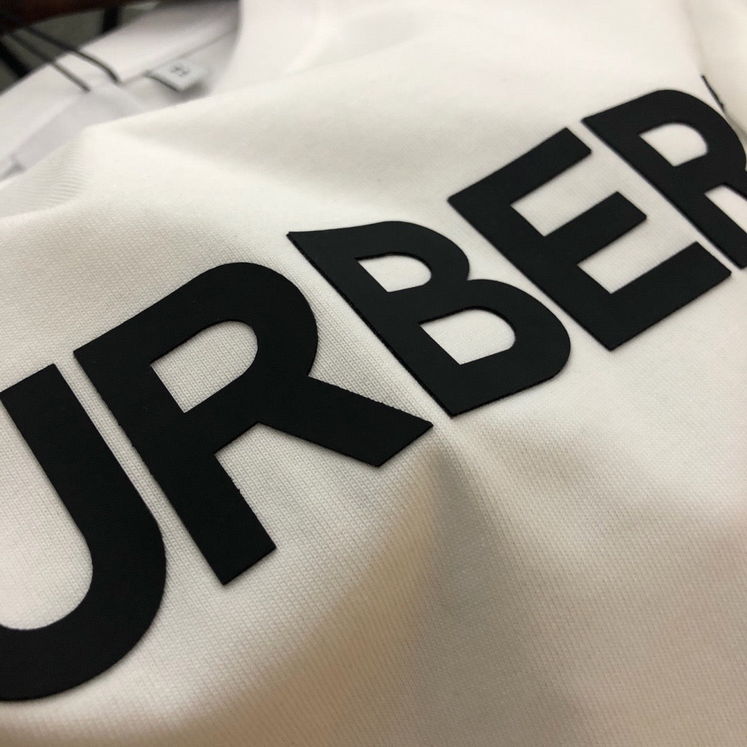Embroidered Letter Logo Crew Neck T-Shirt