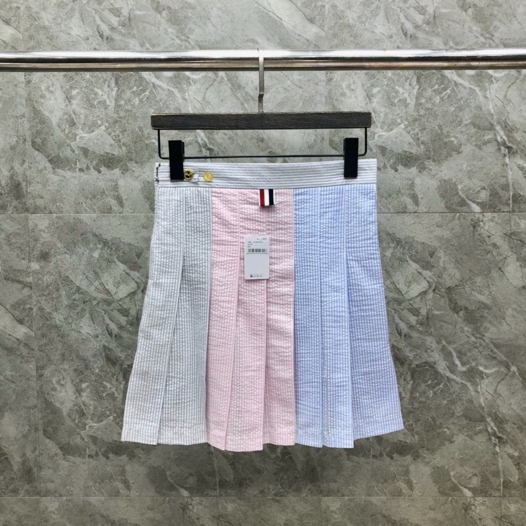Women's Three Tone Color Block Seersucker Mini Skirt