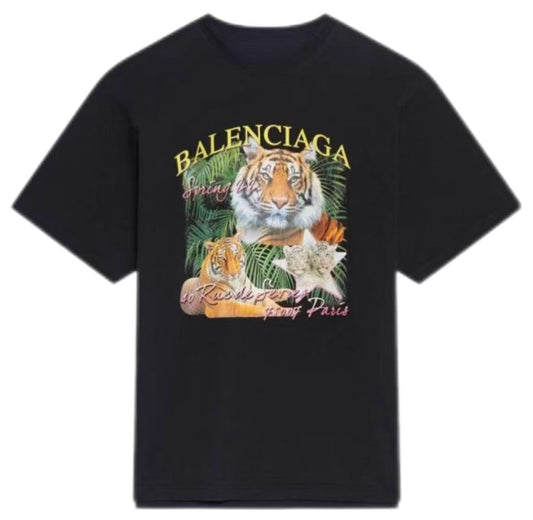 New Neck T Shirt with Jungle Tiger Graphic and Letter Cartoon Print