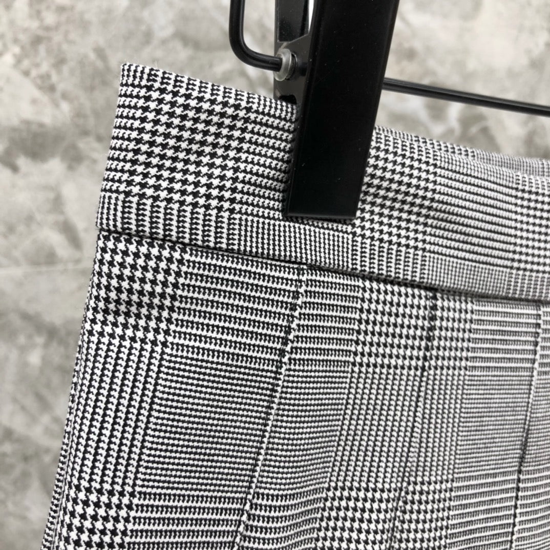 Women's Houndstooth Pleated Mini Skirt