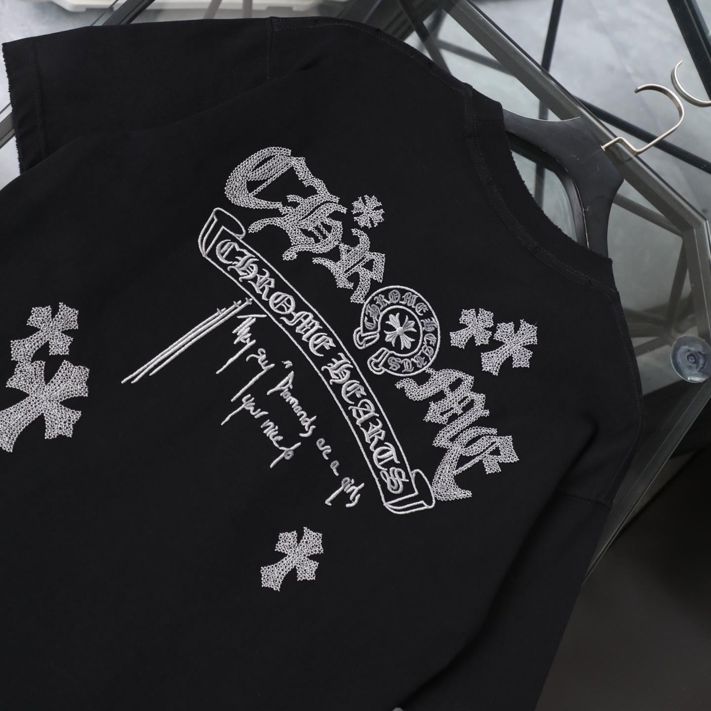 Chrome Hearts 26SS Hollow Embroidered Vintage Short Sleeve T-Shirt